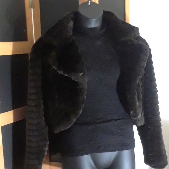 De'rothschild Vintage Faux Mink Coat - Picture 13 of 16